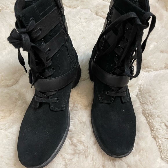 UGG boots - Picture 8 of 13